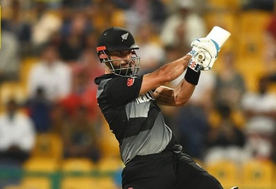 Daryl Mitchell powers New Zealand to reach T20 World Cup final defeating England by 5 wickets