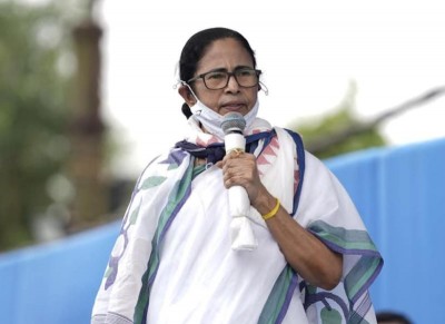 BJP is like Donald Trump: Mamata Banerjee