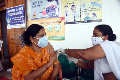 India records 39,097 new COVID-19 cases in past 24 hours