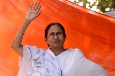 BJP workers forcibly occupying polling booths and attacking TMC activists: Mamata Banerjee