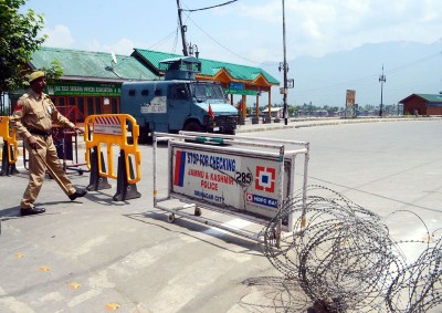 Jammu and Kashmir: Encounter underway between militants and security forces in Bandipora