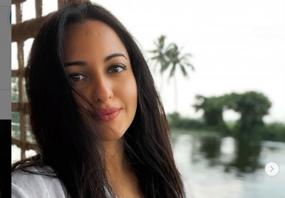 Sonakshi Sinha is enjoying her Kerala trip, shares stunning images on Instagram