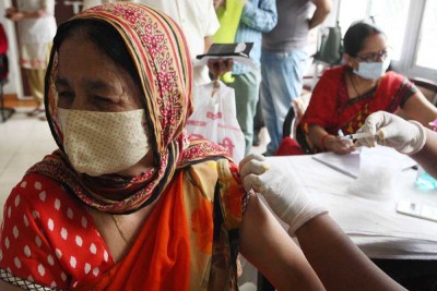 Over 2.58 crore COVID-19 vaccine doses still available with states: Health Ministry