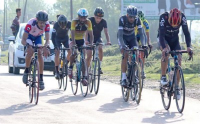Indian Army organises cycle rally in Baramulla, Kashmir