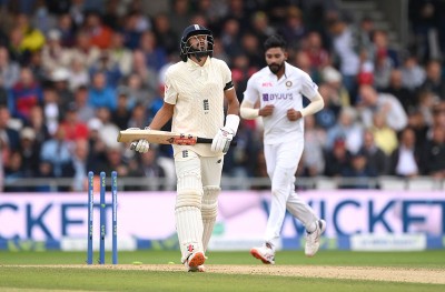 Third Test: England 182/2 at lunch on day two, lead India by 104 runs