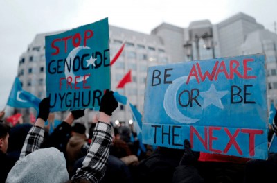 China: Uyghur Muslims targeted by fake e-mails
