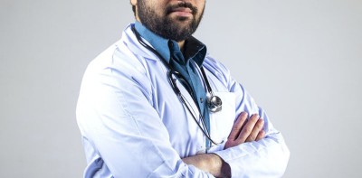 Afghanistan: Doctors protest in Kabul over nonpayment of salaries for past 14 months