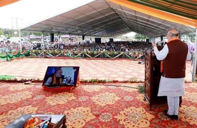 Home Minister praises J&K youth for turning obstacles into opportunities