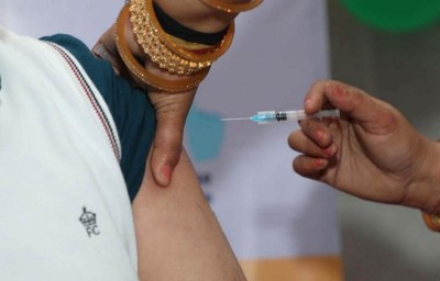 Centre defends its liberalised vaccine policy after media reports suggest inequities in distribution