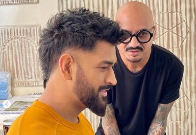 MS Dhoni sports new hairstyle, fans go crazy on social media