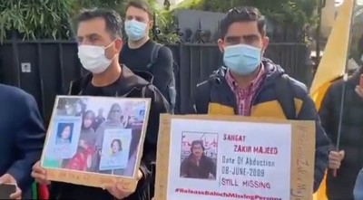 Exiled dissidents demonstrate outside FATF Paris hdqs demanding action against Pakistan