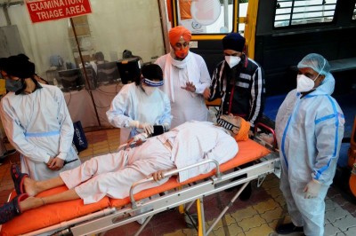 India reports 2.08 lakh COVID-19 cases, 4,157 deaths in 24 hours