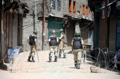 Kashmir: Searches continues in Uri sector, no fresh contact established with militants