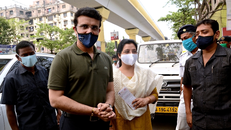 West Bengal Assembly polls: Celebrities exercise their voting rights