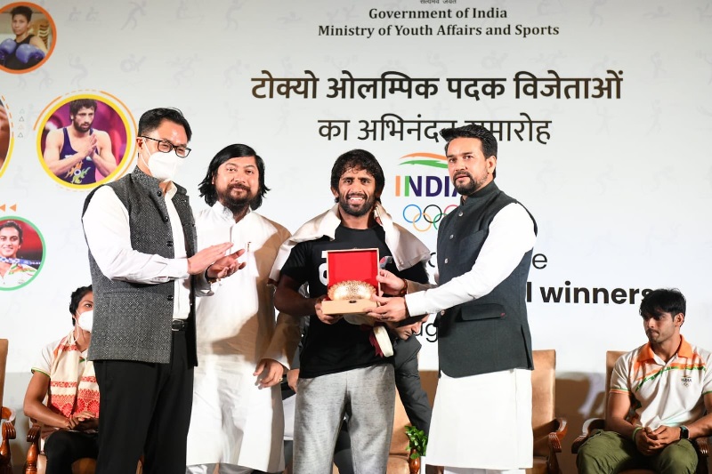 India’s Olympic Medalists receive hero’s welcome, felicitated by Anurag Thakur