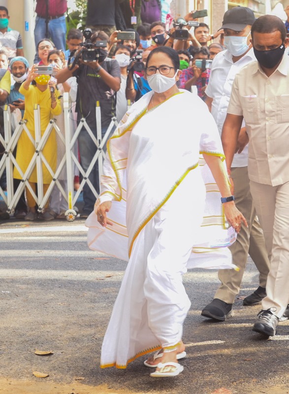 Bhabanipur bypoll: West Bengal CM Mamata Banerjee casts vote