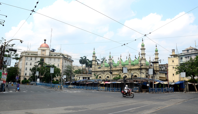 Kolkata: Glimpses of a locked down city under the shadow of Covid