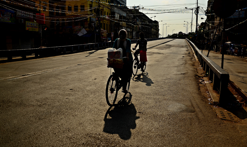 Kolkata: Glimpses of a locked down city under the shadow of Covid