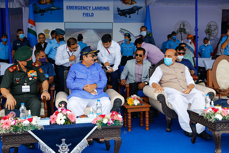 Union Ministers Rajnath Singh and Nitin Gadkari inaugurate Emergency Landing Facility in Rajasthan's Barmer dist