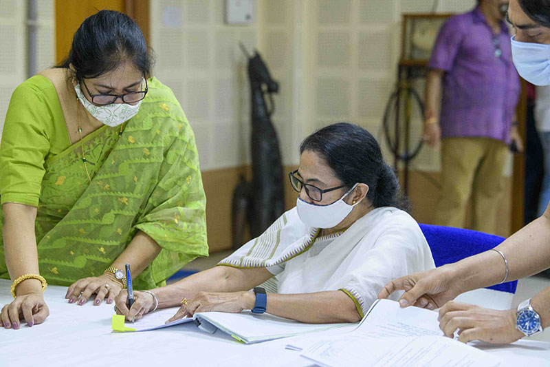 Mamata Banerjee files nomination as TMC candidate from Bhowanipore constituency