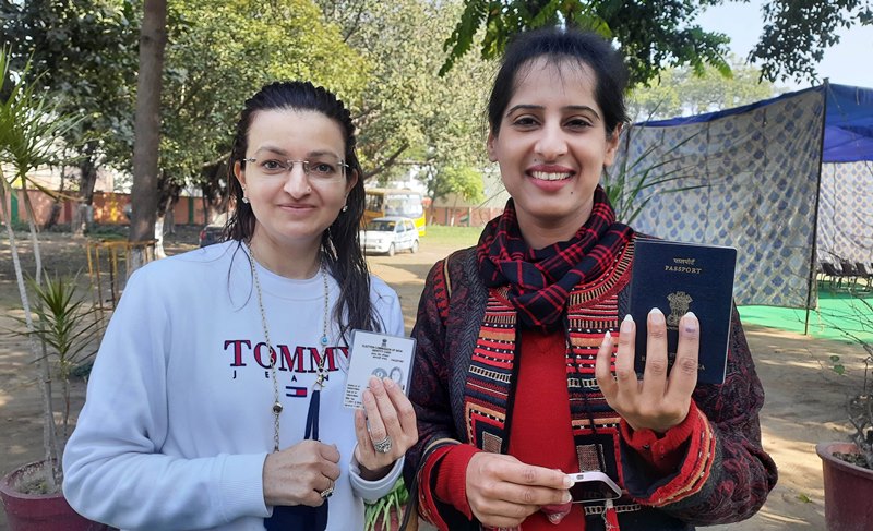 Punjab polls: People wait in queue to cast their votes