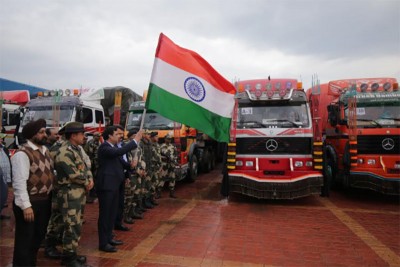 India sends 2000 MTs of wheat to Afghanistan