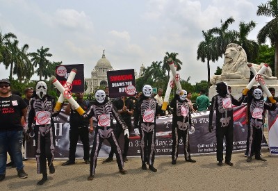 Kolkata raises awareness on World No Tobacco Day