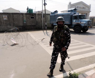 Jammu and Kashmir: Mysterious packet found in Ramban bound bus, BDS pressed into service