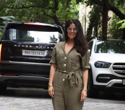 Post success of Dasvi, Actress Nimrat Kaur treats herself to a swanky new Fifth Generation Range Rover