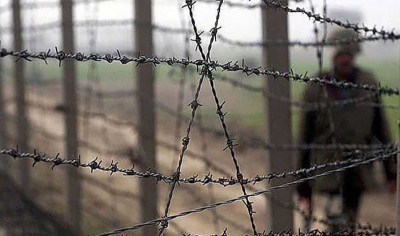 Kashmir: Army foils infiltration bid along LoC in Nowshera