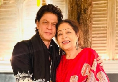 Diwali 2022: Kirron Kher shares image with 'dear friend' Shah Rukh Khan