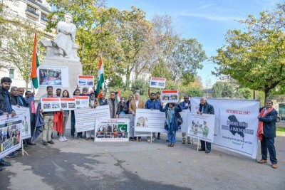 75th year of Pakistan's Kashmir invasion in 1947: Indian diaspora members demonstrate in Paris