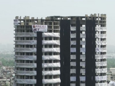 Noida twin towers set for demolition blast after SC finds violations in construction, area evacuated