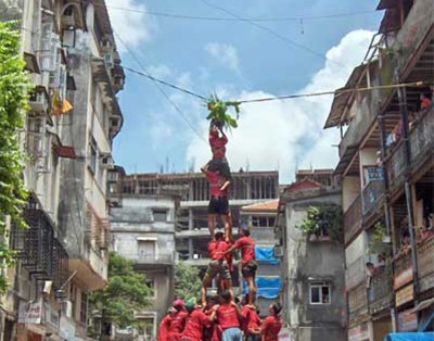 Janmasthami: 12 injured in 'Dahi Handi' celebrations in Mumbai