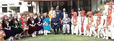 Dr Jitendra hosts lunch for JK’s Republic Day tableau team