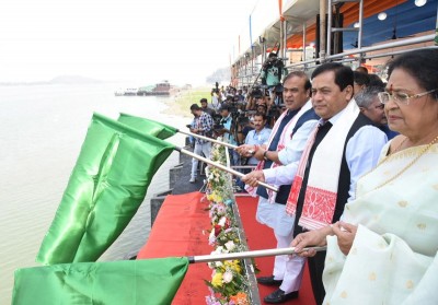 Cargo ship carrying foodgrains from Patna docks at Pandu