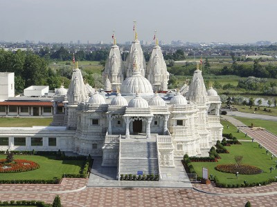 Anti-India slogans scribbled on walls of Hindu temple in Toronto, India highlights issue with Canada