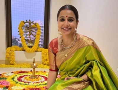 Vidya Balan stuns her fans in beautiful saree as she is 'gearing up for the festive season'