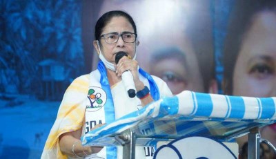 'Democracy bulldozed': Mamata Banerjee blames BJP for Maharashtra political crisis