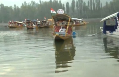 Har Ghar Tiranga: PM Narendra Modi appreciates Shikara rally on Dal Lake