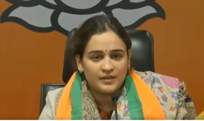 Akhilesh Yadav's sister-in-law Aparna Yadav joins BJP ahead of UP Assembly polls