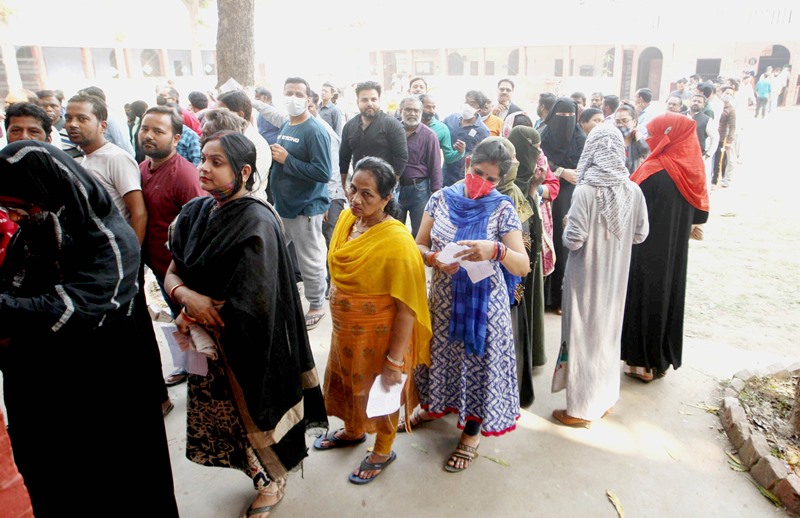 Polling underway in fifth phase of Uttar Pradesh elections