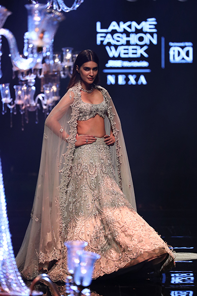 Kriti Sanon walks for designer duo Shantnu-Nikhil at Lakme Fashion Week 2022