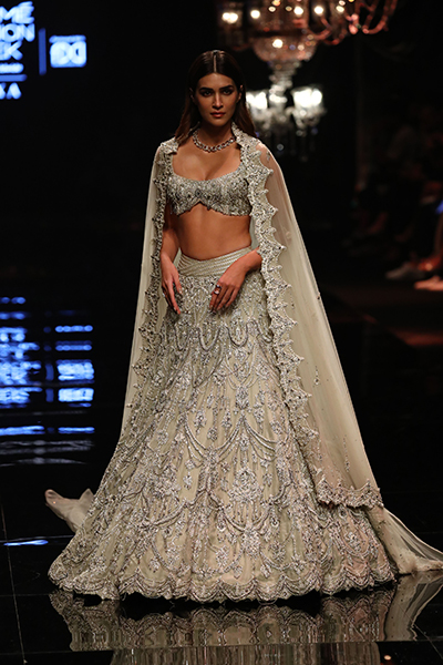 Kriti Sanon walks for designer duo Shantnu-Nikhil at Lakme Fashion Week 2022