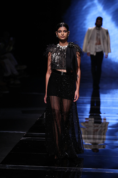 Shahab Durazi presents his black and white collection at the Lakme Fashion Week 2022