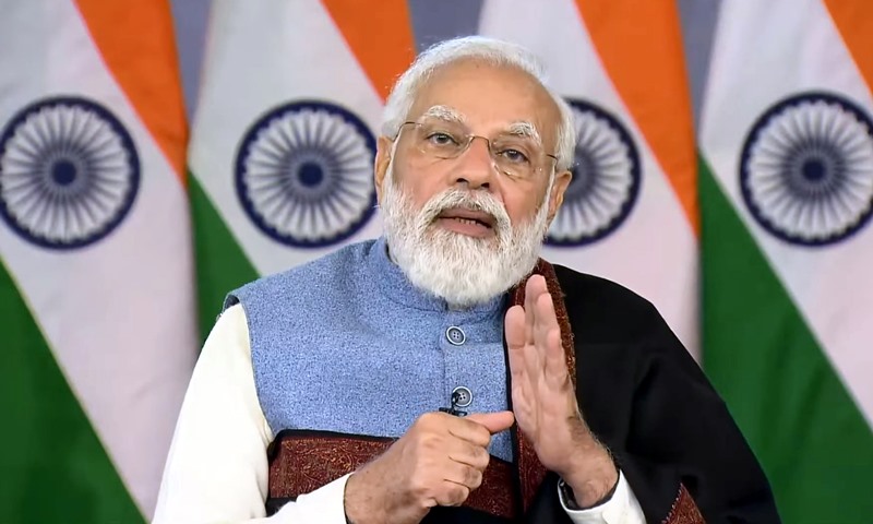 PM Modi addressing Chief Ministers at a covid review meeting