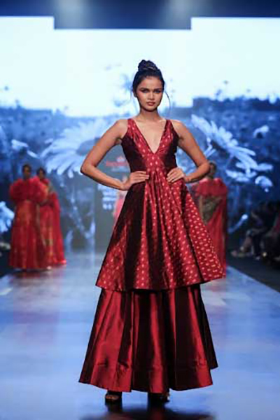 Sanjukta Dutta brings colourful festive fervour at Lakme Fashion Week