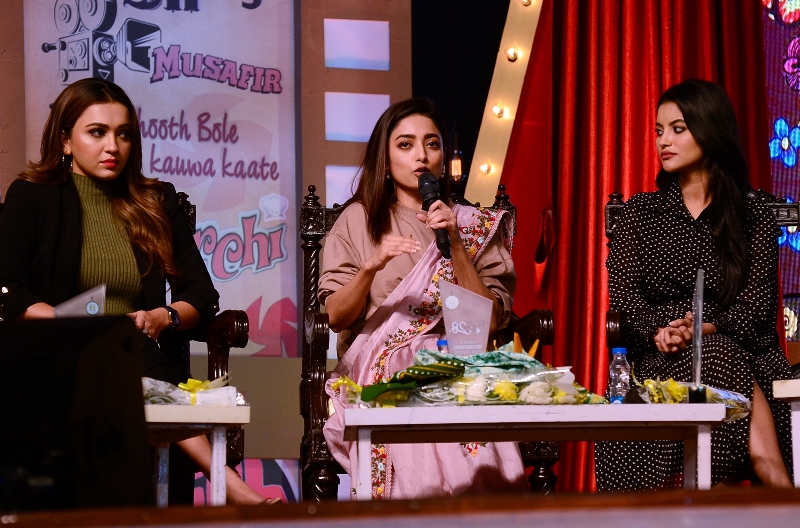 28th KIFF: Prosenjit Chatterjee leads Tollywood celebs in 'Character or Star' debate