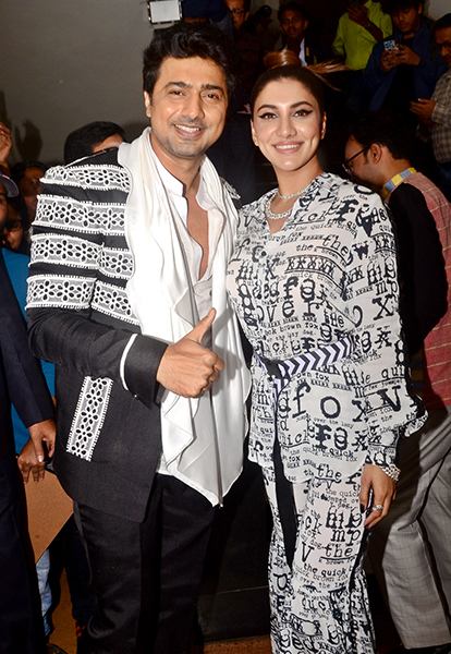 In Images: Dev, Mithun Chakraborty starrer Projapati premiere in Kolkata