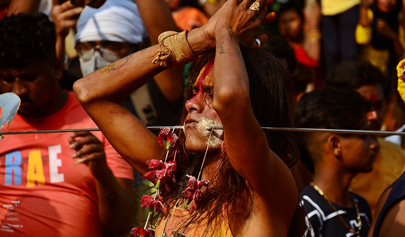 West Bengal: Vel Vel festival in Bandel